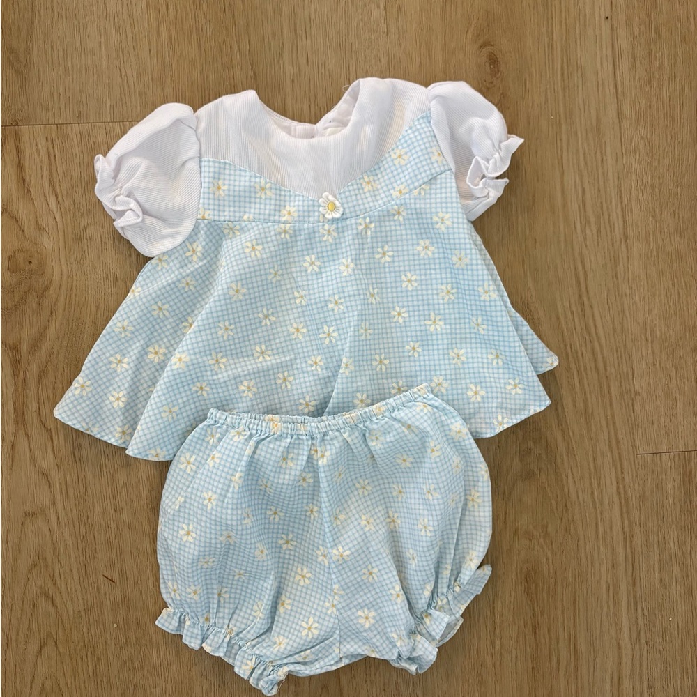 Vintage Baby Girls Blue Daisy Two-Piece Outfit